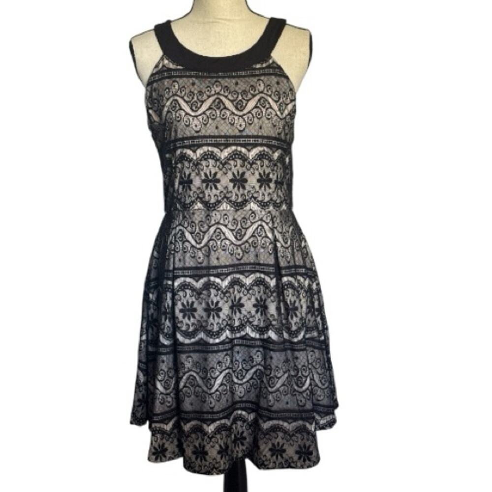 G Collection Petite Extra Large Black Lace Fit and Flare Dress
